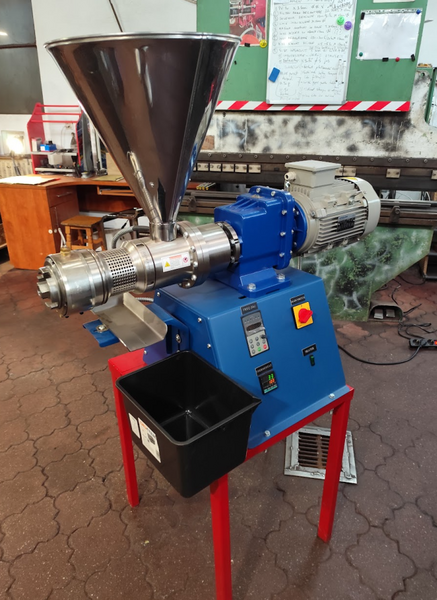 Presa ulei la rece 220 V